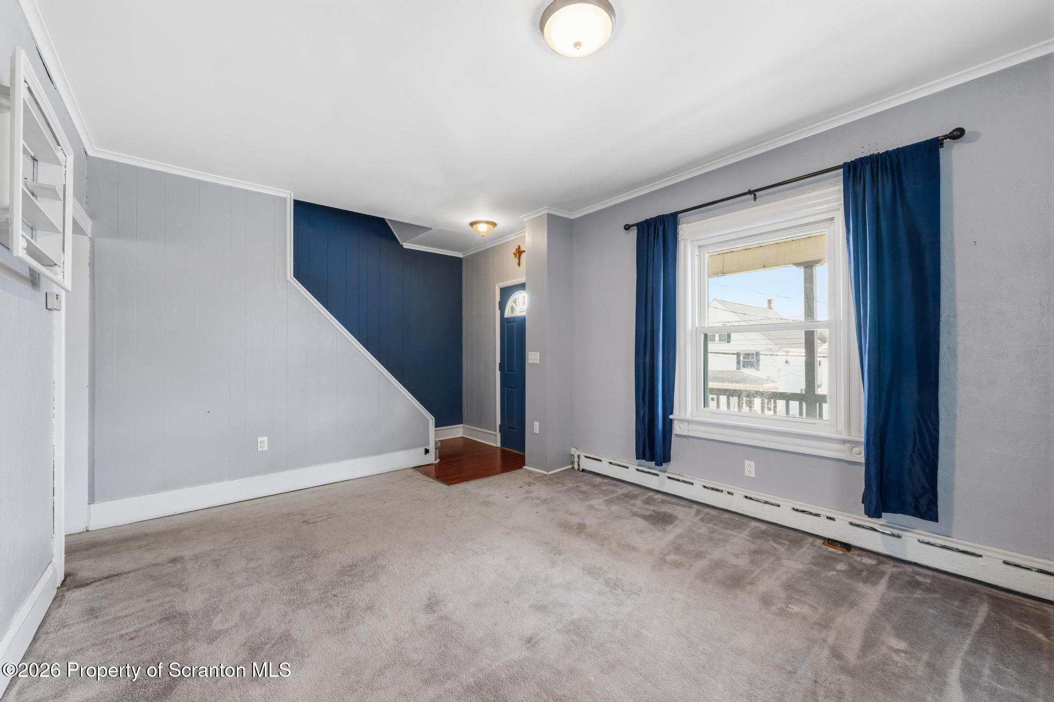 1703 Farr Street Scranton, PA 18504 - Photo 6 of 39 Living Room