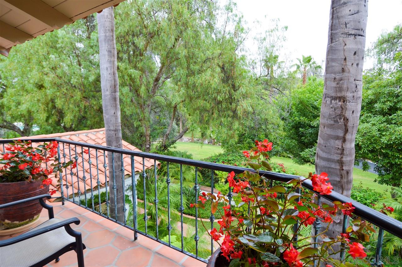 7401 Luna De Oro Rancho Santa Fe, CA 92067 - Photo 16 of 25