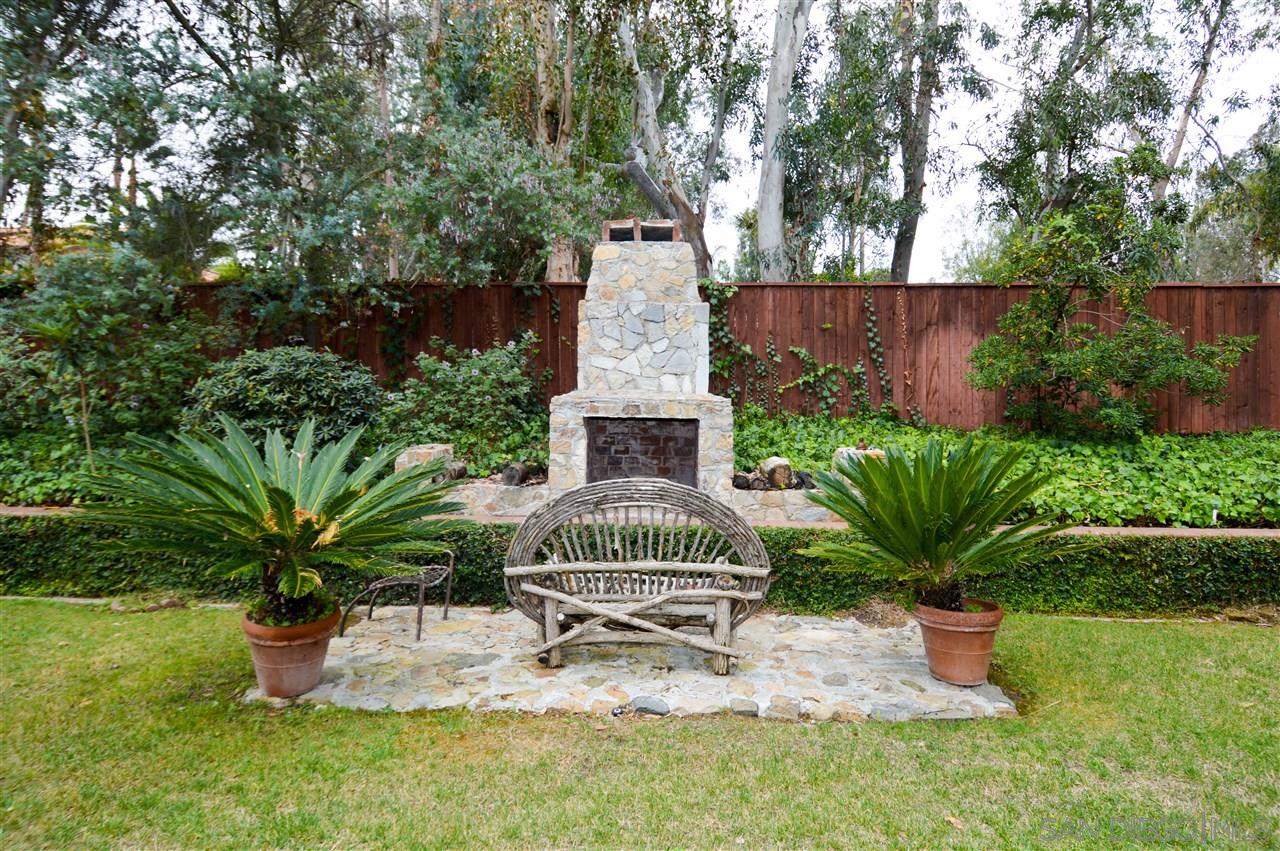 7401 Luna De Oro Rancho Santa Fe, CA 92067 - Photo 17 of 25