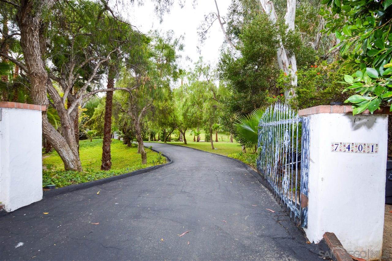 7401 Luna De Oro Rancho Santa Fe, CA 92067 - Photo 19 of 25