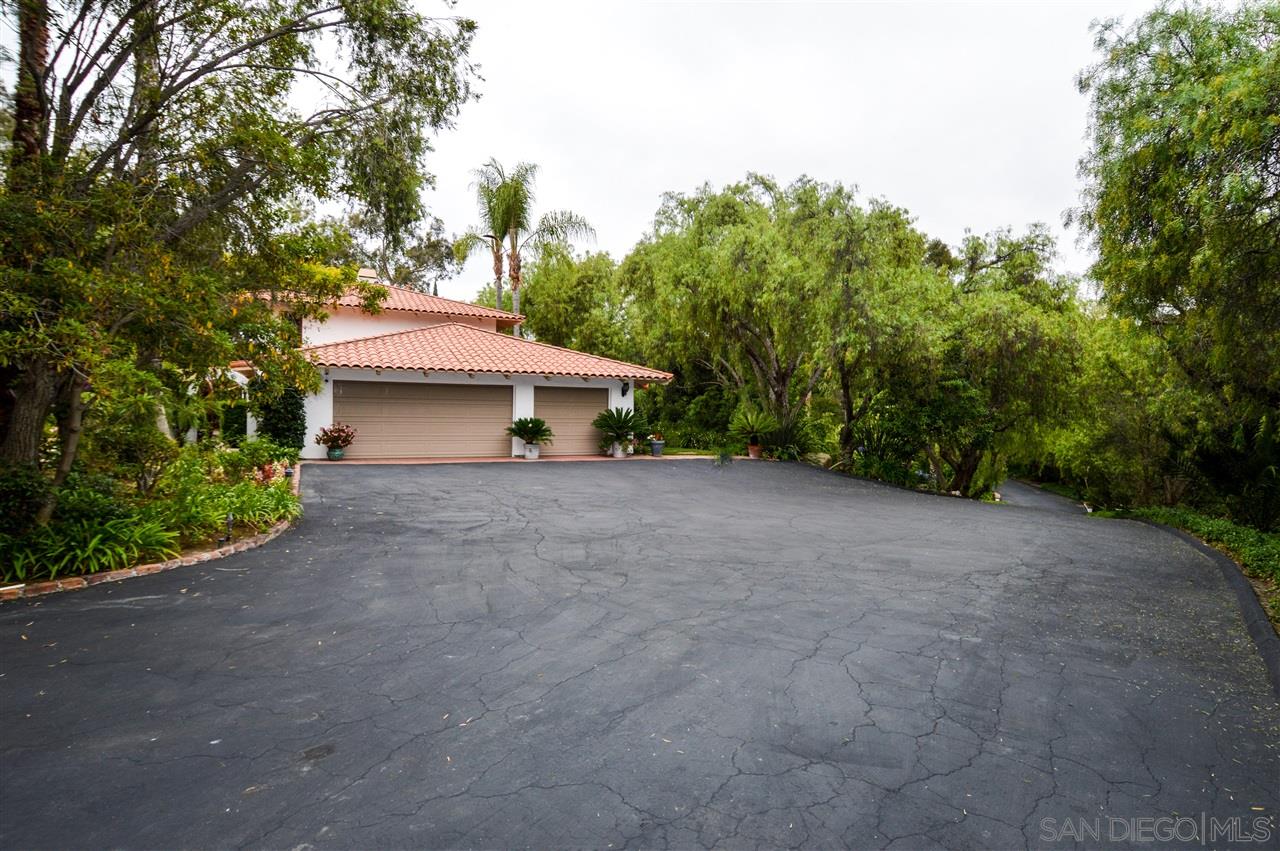 7401 Luna De Oro Rancho Santa Fe, CA 92067 - Photo 20 of 25