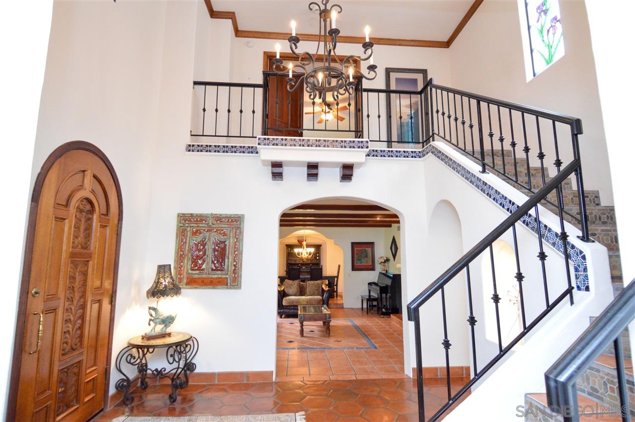 7401 Luna De Oro Rancho Santa Fe, CA 92067 - Photo 3 of 25