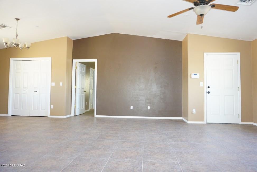 5661 North Avra Road Tucson, AZ 85743 - Photo 17 of 45 Gallery Image 17