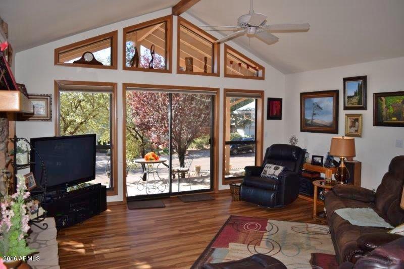501 North Oak Ridge Road Payson, AZ 85541 - Photo 1 of 32 Living Room (1)