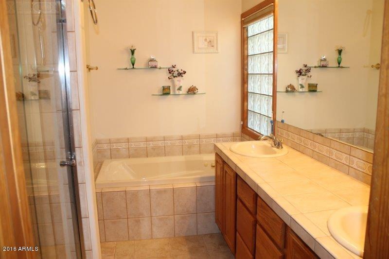 501 North Oak Ridge Road Payson, AZ 85541 - Photo 15 of 32 Master Bathroom (1)