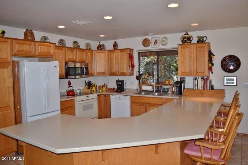 501 North Oak Ridge Road Payson, AZ 85541 - Photo 7 of 32 Breakfast Bar