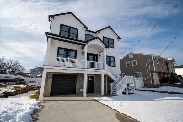 a house view with a outdoor space