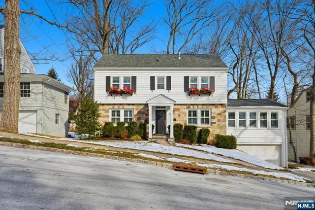 $900,000 | 19 Bradford Avenue, West Orange, NJ 07052