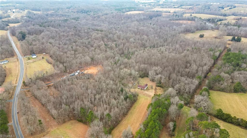 5984 Picketts Mill Road Seagrove, NC 27341 - Photo 5 of 8