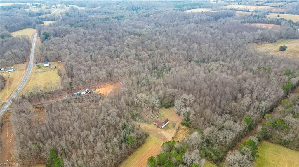 5984 Picketts Mill Road Seagrove, NC 27341 - Photo 6 of 8