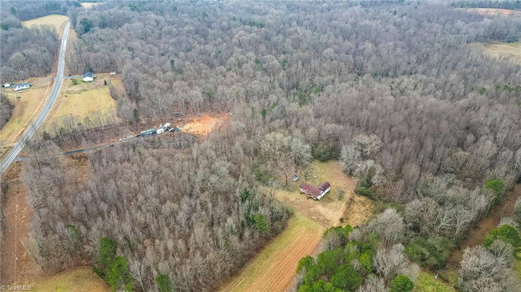5984 Picketts Mill Road Seagrove, NC 27341 - Photo 7 of 8