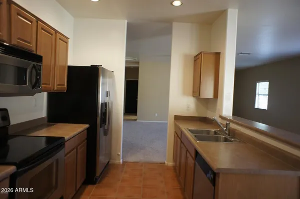 $1,900 | 40925 North Parker Court, Phoenix, AZ 85086