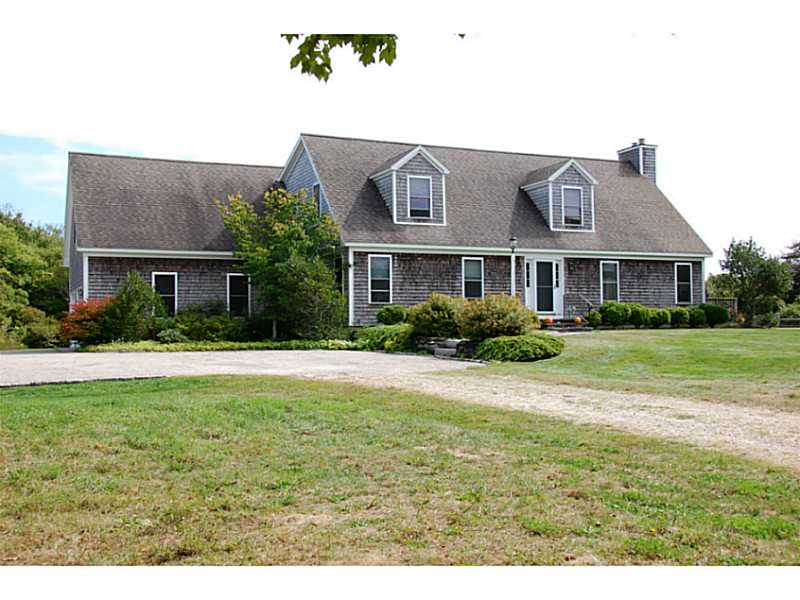 24 Sakonnet Point Road Little Compton, RI 02837 - Photo 1 of 16 Exterior Front.