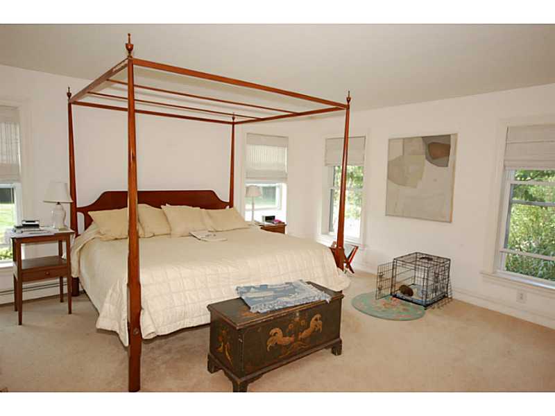 24 Sakonnet Point Road Little Compton, RI 02837 - Photo 14 of 16 Master Bedroom.