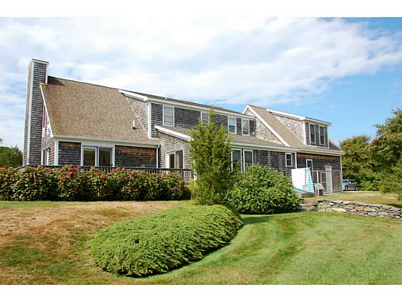 24 Sakonnet Point Road Little Compton, RI 02837 - Photo 2 of 16 Exterior Back.