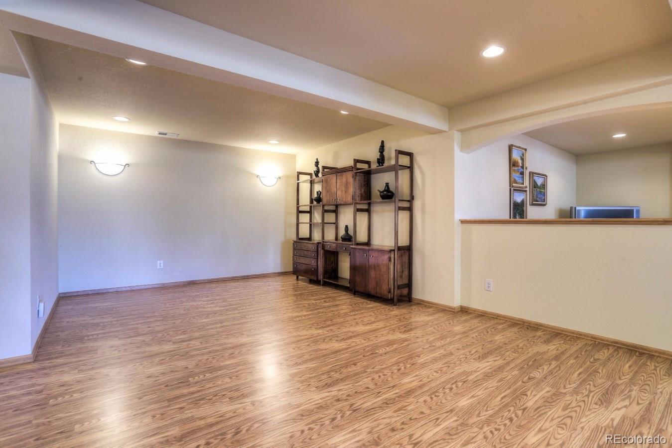 9902 Venneford Ranch Road Highlands Ranch, CO 80126 - Photo 23 of 26 Gallery Image 23