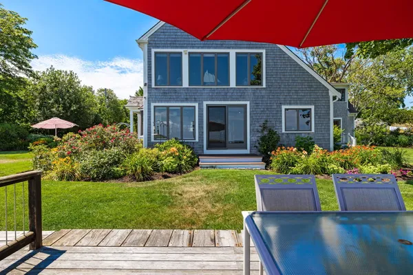 $1,600,000 | 7 Sunrise Lane, Sandwich, MA 02563
