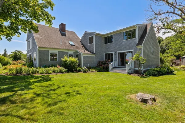 $1,600,000 | 7 Sunrise Lane, Sandwich, MA 02563