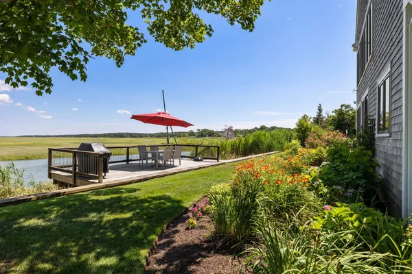 $1,600,000 | 7 Sunrise Lane, Sandwich, MA 02563