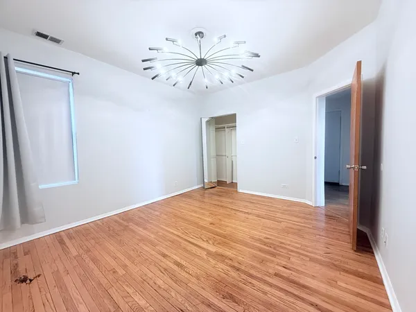 $1,600 | 1509 East 65th Street, Unit 2, Chicago, IL 60637