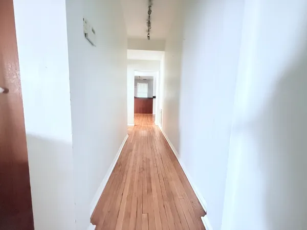 $1,600 | 1509 East 65th Street, Unit 2, Chicago, IL 60637