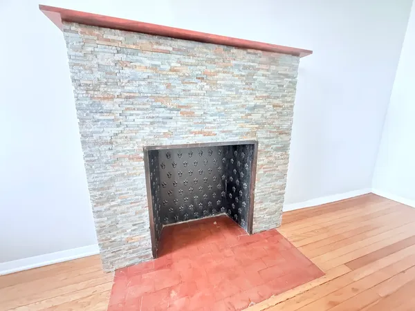$1,600 | 1509 East 65th Street, Unit 2, Chicago, IL 60637
