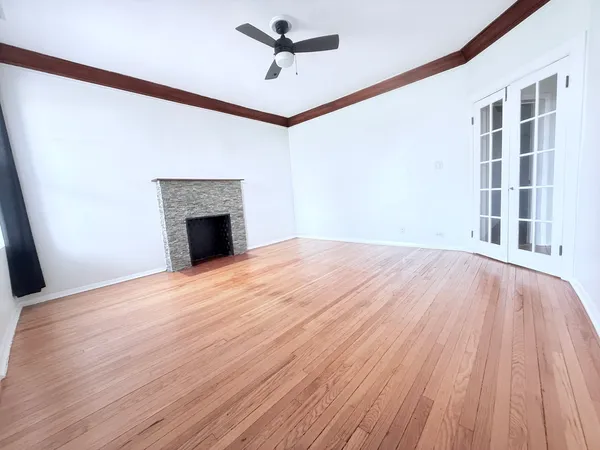 $1,600 | 1509 East 65th Street, Unit 2, Chicago, IL 60637