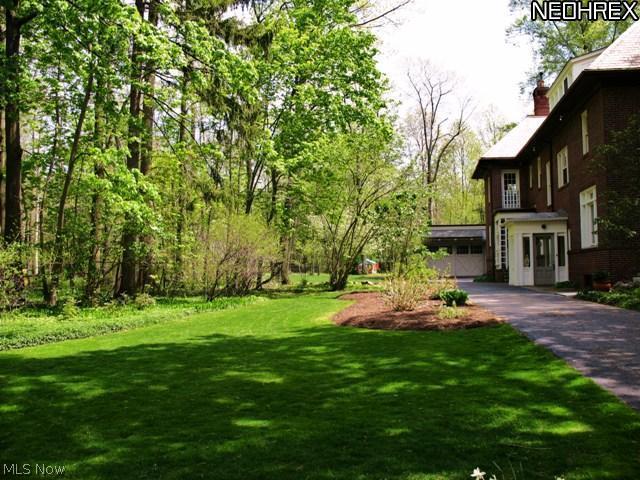 2611 Guilford Road Cleveland, OH 44118 - Photo 17 of 22 Gallery Image 17