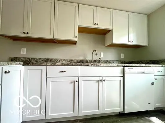 $164,900 | 9011 South Pointe Ridge Lane, Bloomington, IN 47401