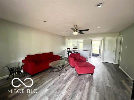 9011 South Pointe Ridge Lane Bloomington, IN 47401 - Photo 7 of 20