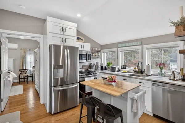 $1,899,000 | 79 Neshobe Road, Mashpee, MA 02649