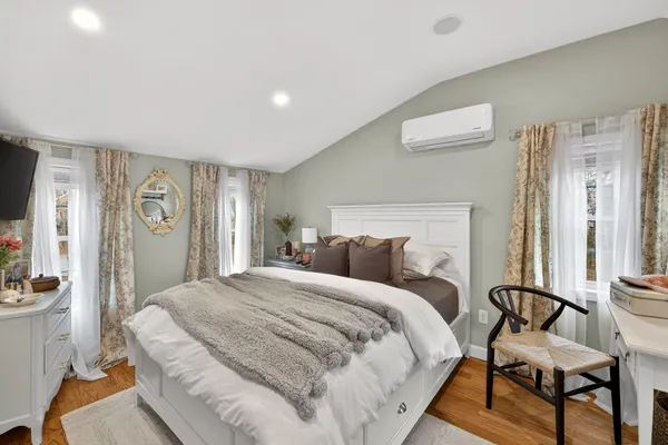 $1,899,000 | 79 Neshobe Road, Mashpee, MA 02649