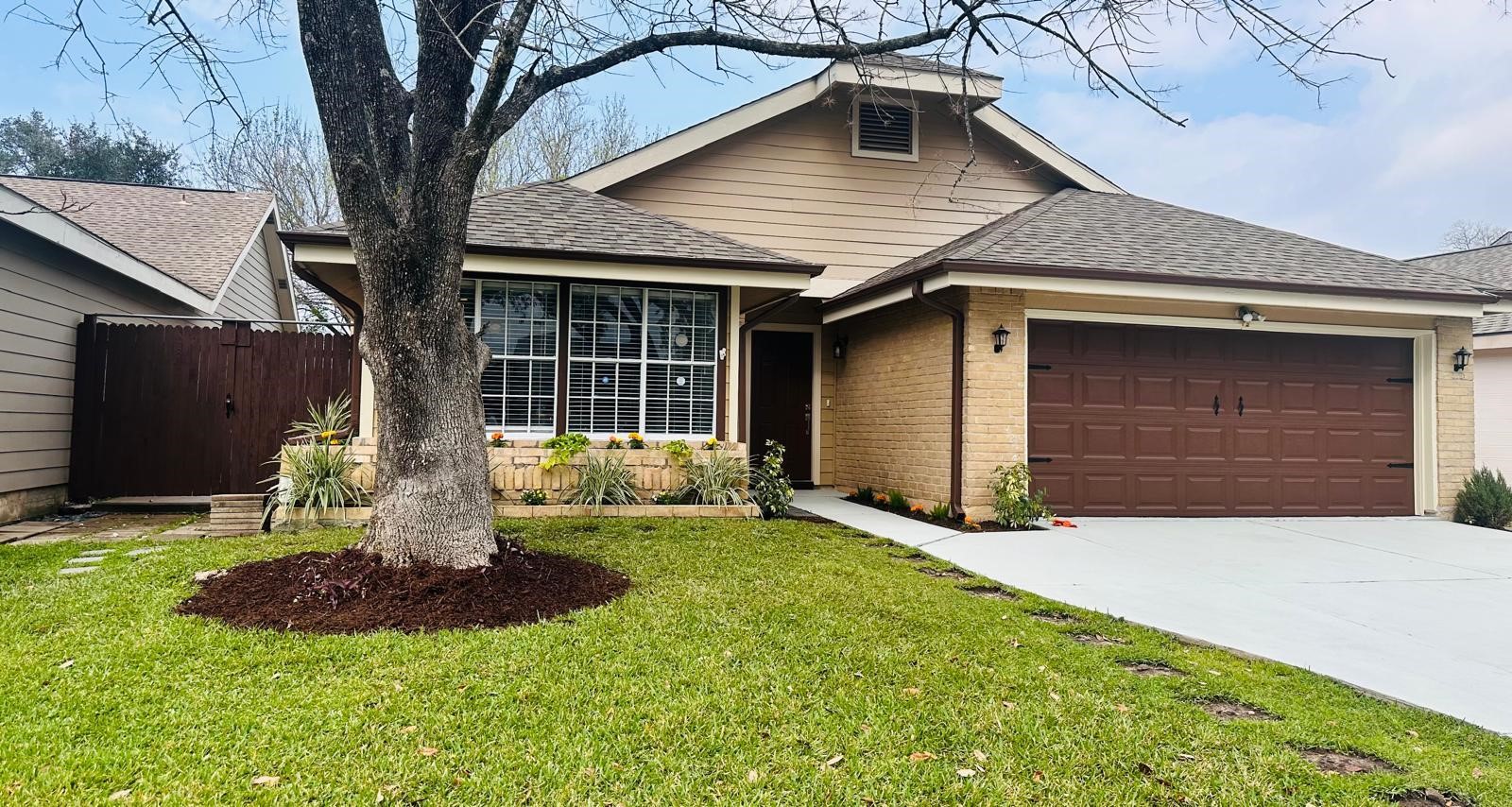 19730 Coppervine Lane Houston, TX 77084 - Photo 2 of 44