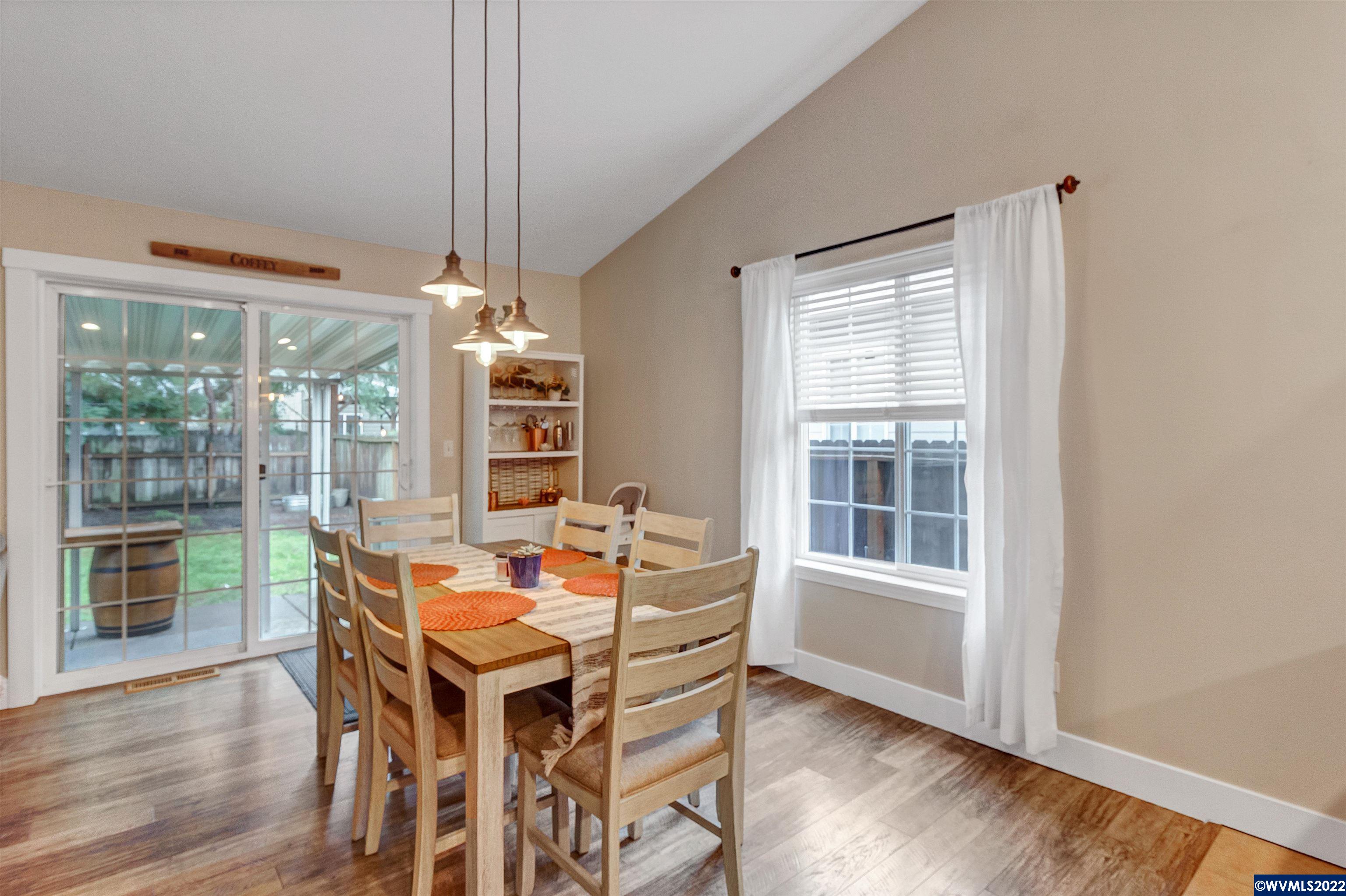 7695 Oneil Road Northeast Keizer, OR 97303 - Photo 11 of 36 Gallery Image 11