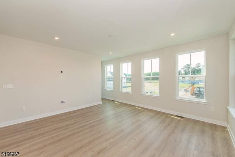 27 Silas Road Netcong, NJ 07857 - Photo 14 of 30 Gallery Image 14