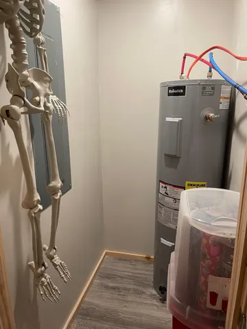 $200,000 | 83 Commercial Street, Hartland, ME 04943