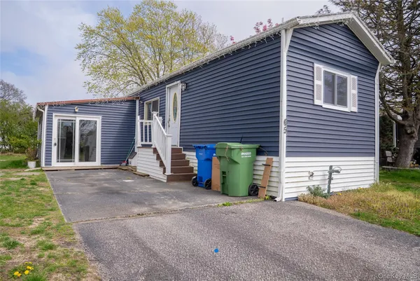 $179,000 | 65 Minuteman Drive, Bohemia, NY 11716