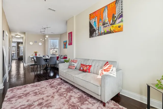 $1,500,000 | 2732 West Belmont Avenue, Chicago, IL 60618