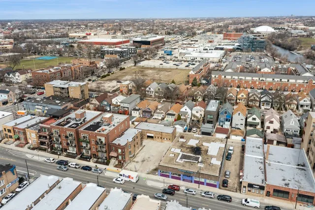 $1,500,000 | 2732 West Belmont Avenue, Chicago, IL 60618