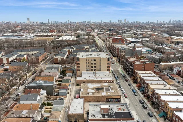 $1,500,000 | 2732 West Belmont Avenue, Chicago, IL 60618