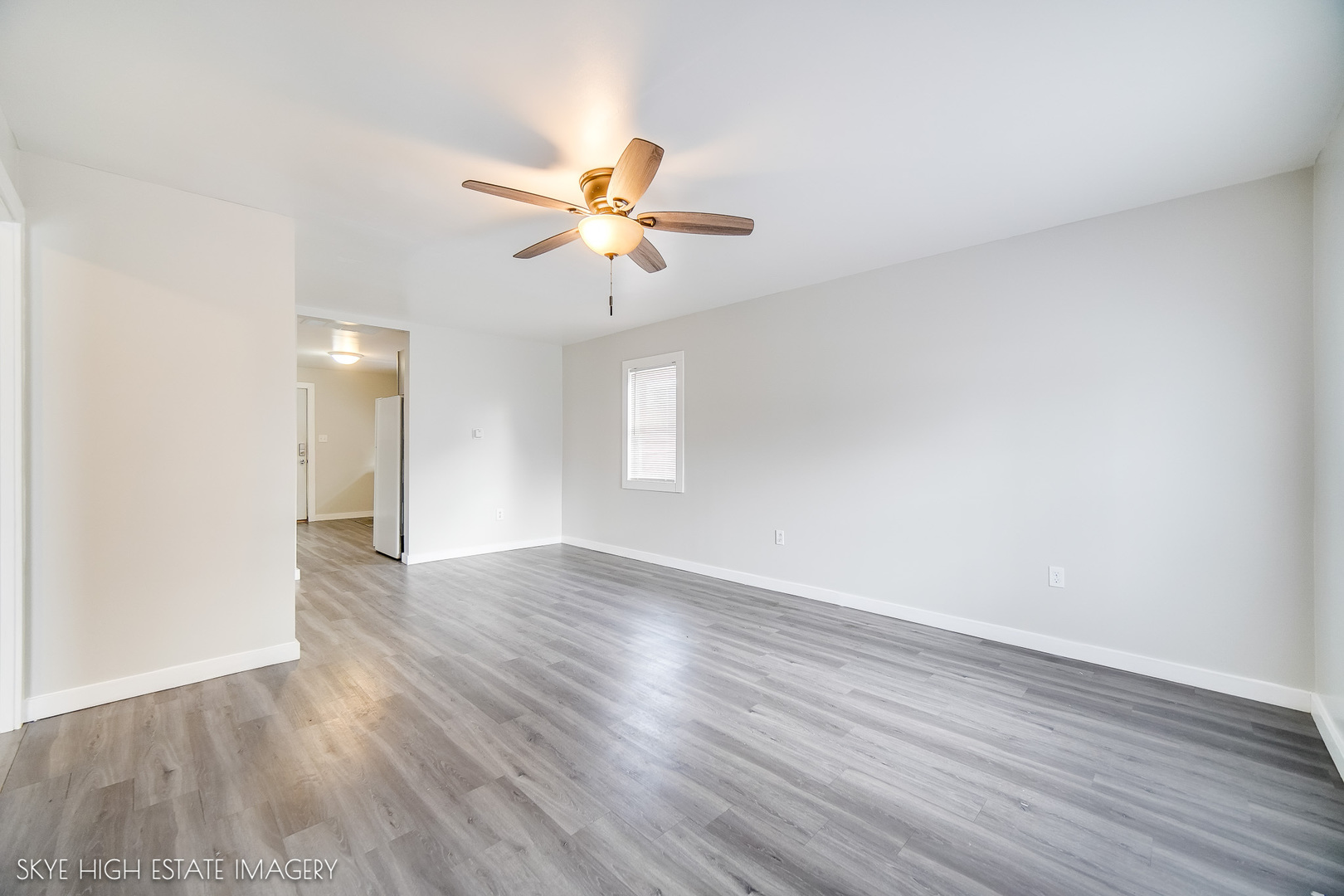 608 Fox Street Joliet, IL 60432 - Photo 2 of 11