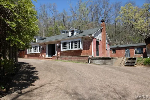 $384,900 | 711 West Russell Street, Ironton, MO 63650