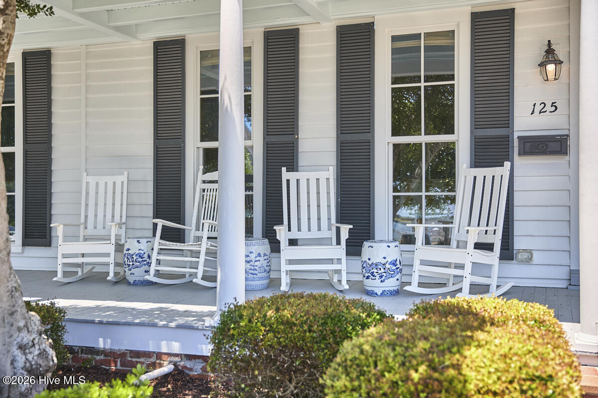 125 Front Street Beaufort, NC 28516 - Photo 4 of 60