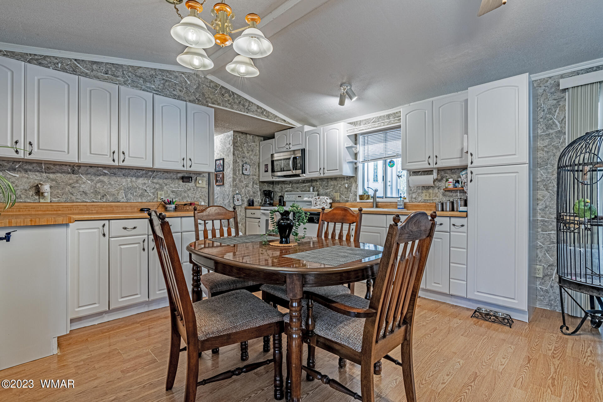3860 South White Mountain Road, Unit 102 Show Low, AZ 85901 - Photo 6 of 28