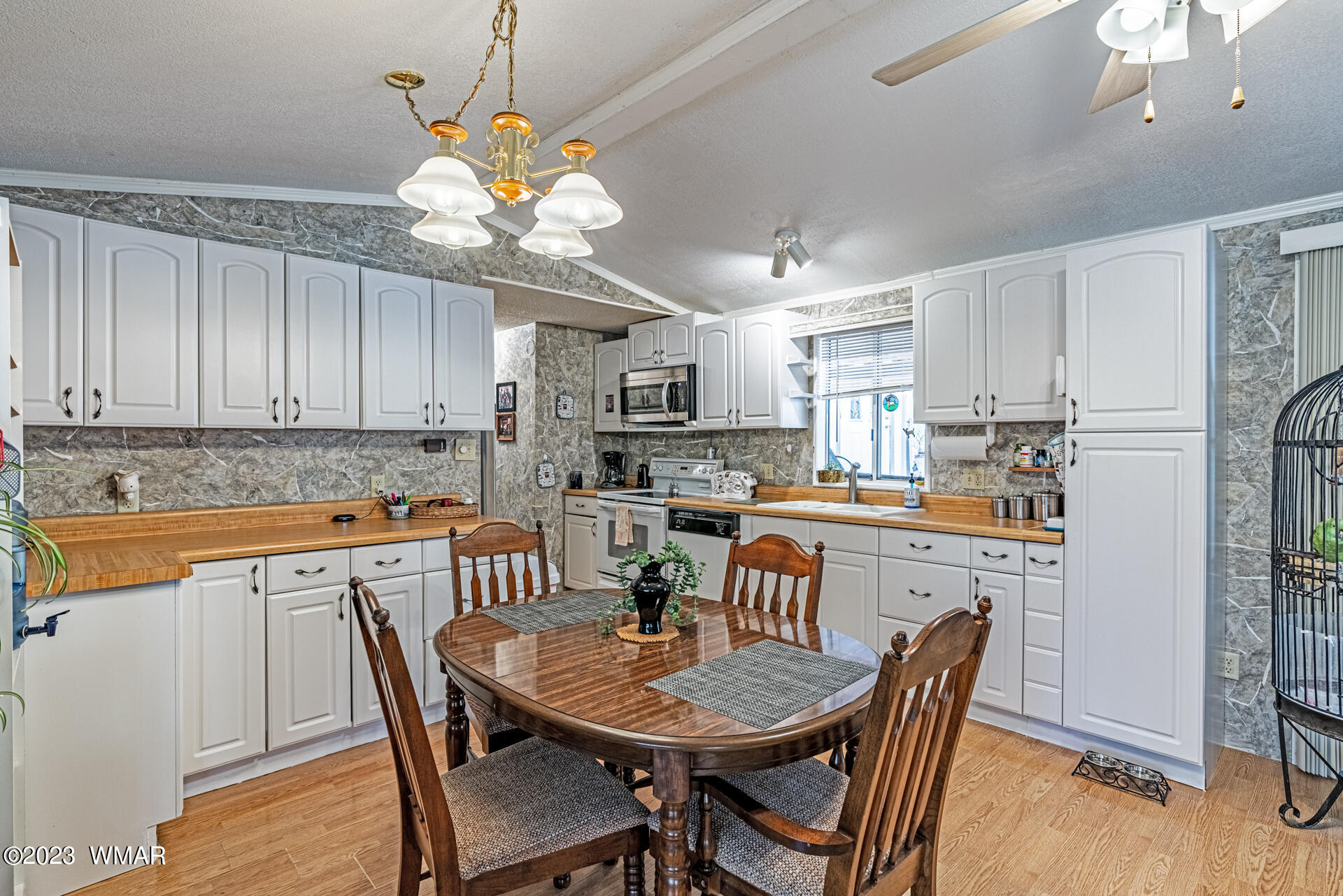 3860 South White Mountain Road, Unit 102 Show Low, AZ 85901 - Photo 7 of 28