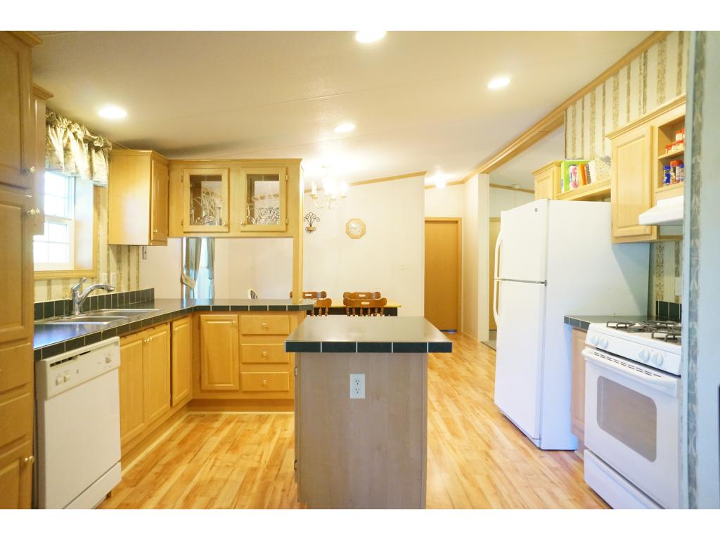 84 Roberts Park West Road Huntington, VT 05462 - Photo 2 of 23 Gallery Image 2