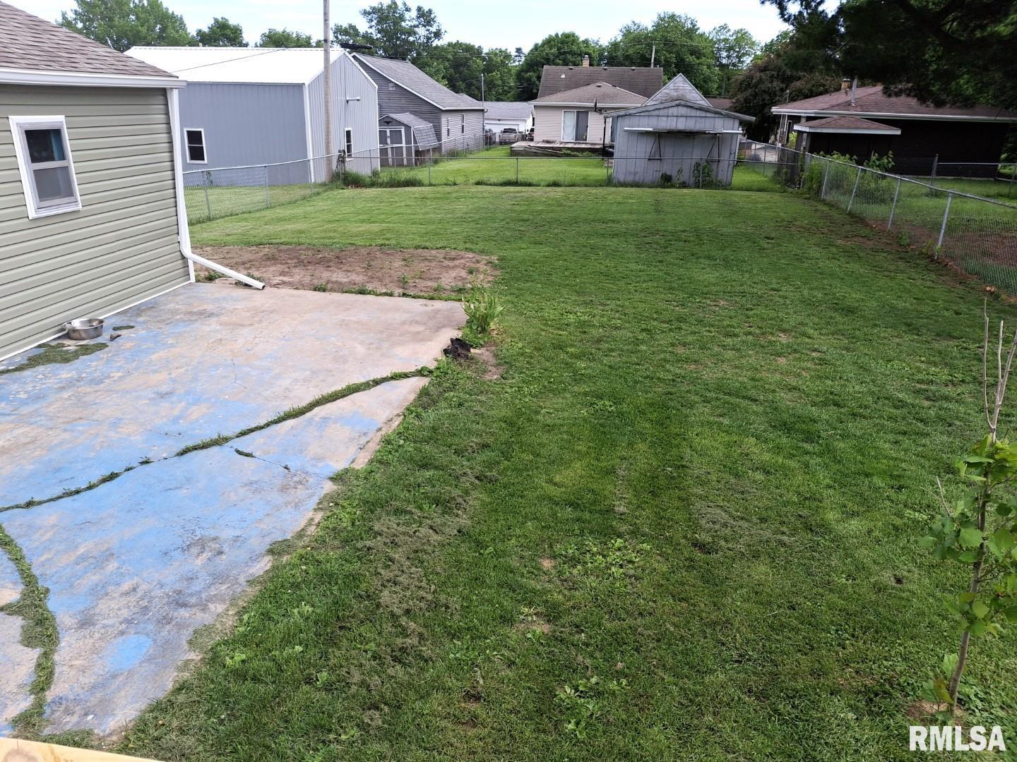 476 West Myrtle Street Canton, IL 61520 - Photo 28 of 33