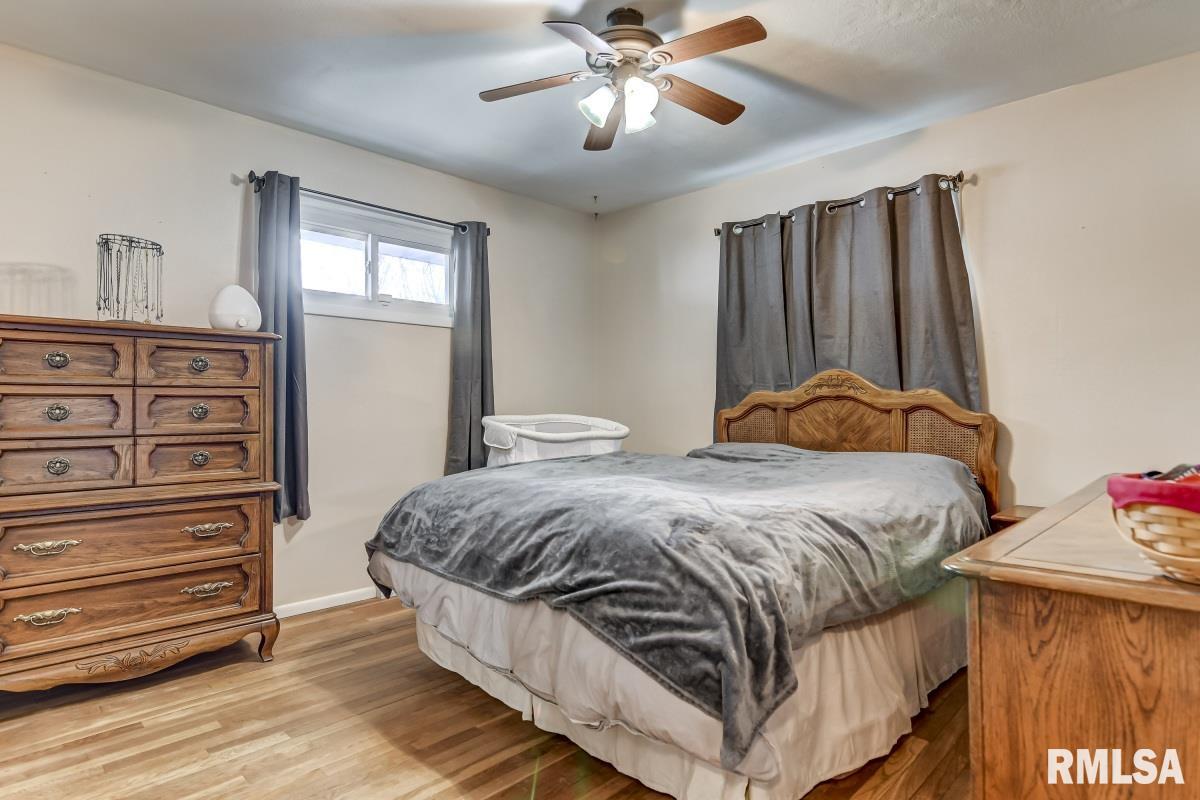 2408 Queensway Road Springfield, IL 62703 - Photo 16 of 33