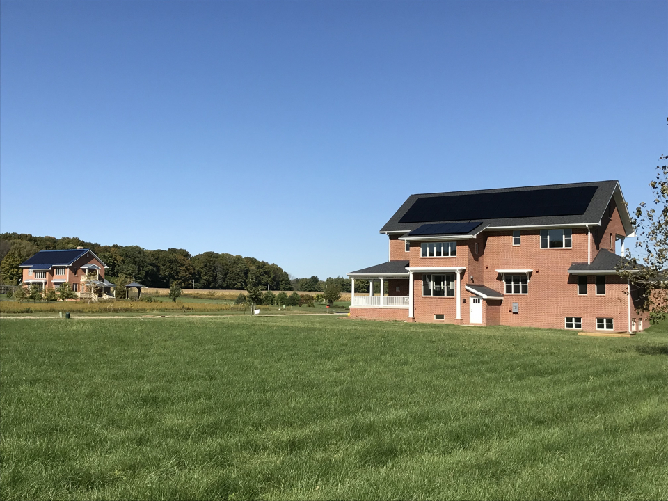 2808 Brickhouses Road Urbana, IL 61802 - Photo 7 of 9 a front view of a house with a yard