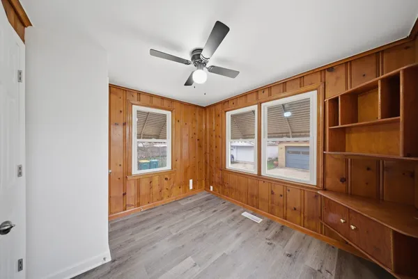 $2,950 | 1115 Kelly Avenue, Joliet, IL 60435